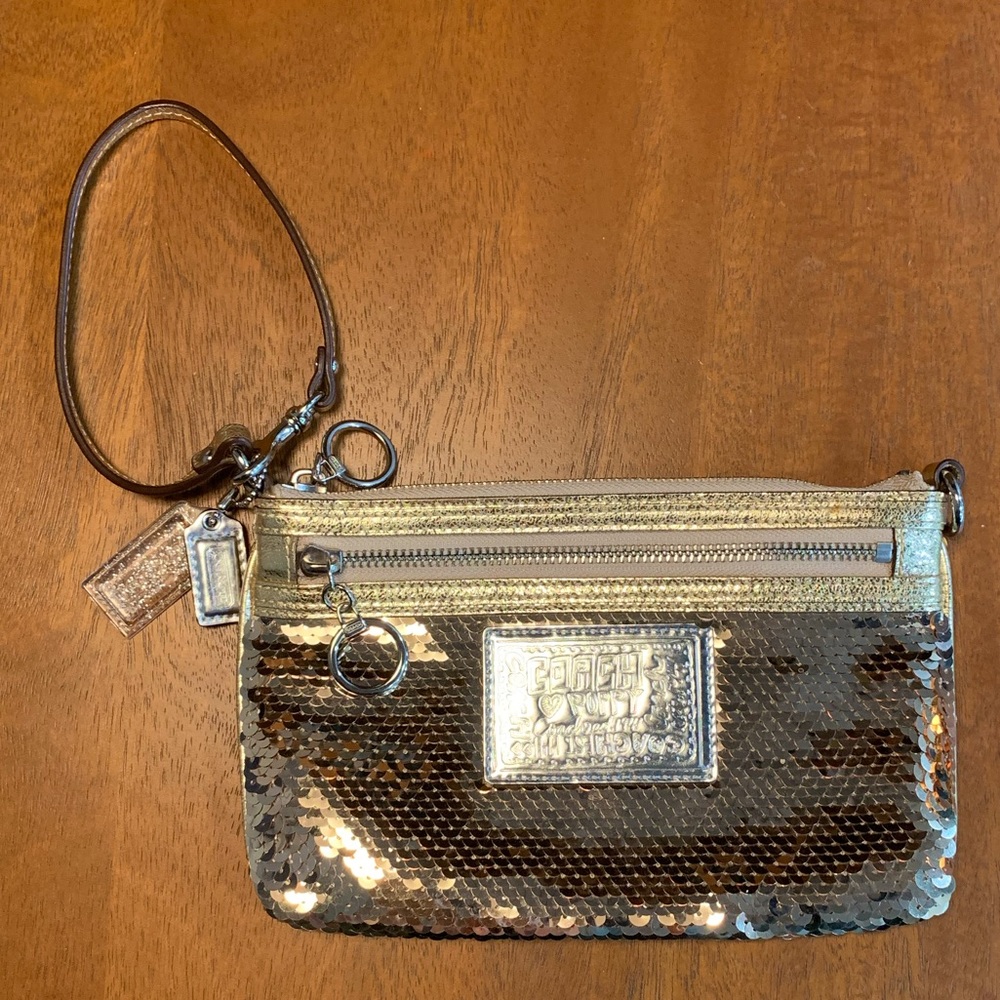 Coach Poppy Gold Sequin Wristlet / small shoulder bag, leopard lining - Picture 2 of 10